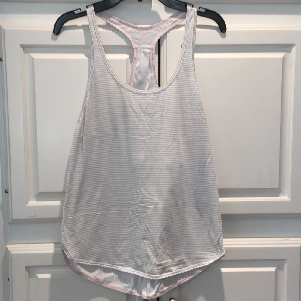 Delicate Lulemon tank!
